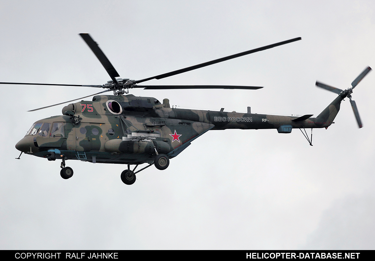 Mi-8AMTSh   75 red