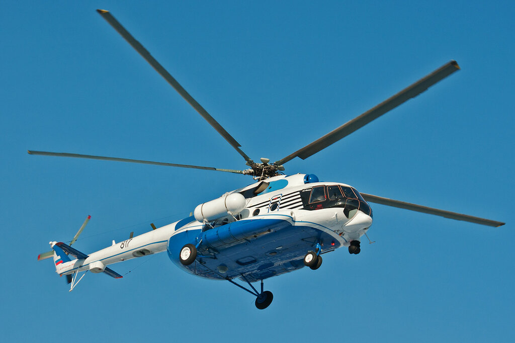 Mi-8AMT   817 black