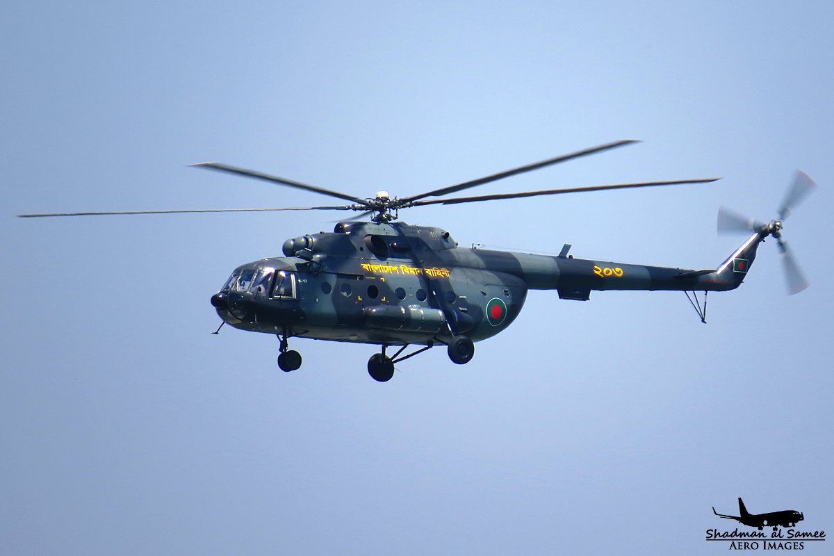 Mi-17-1V   203
