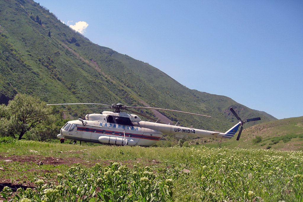 Mi-8MTV-1   UP-MI814