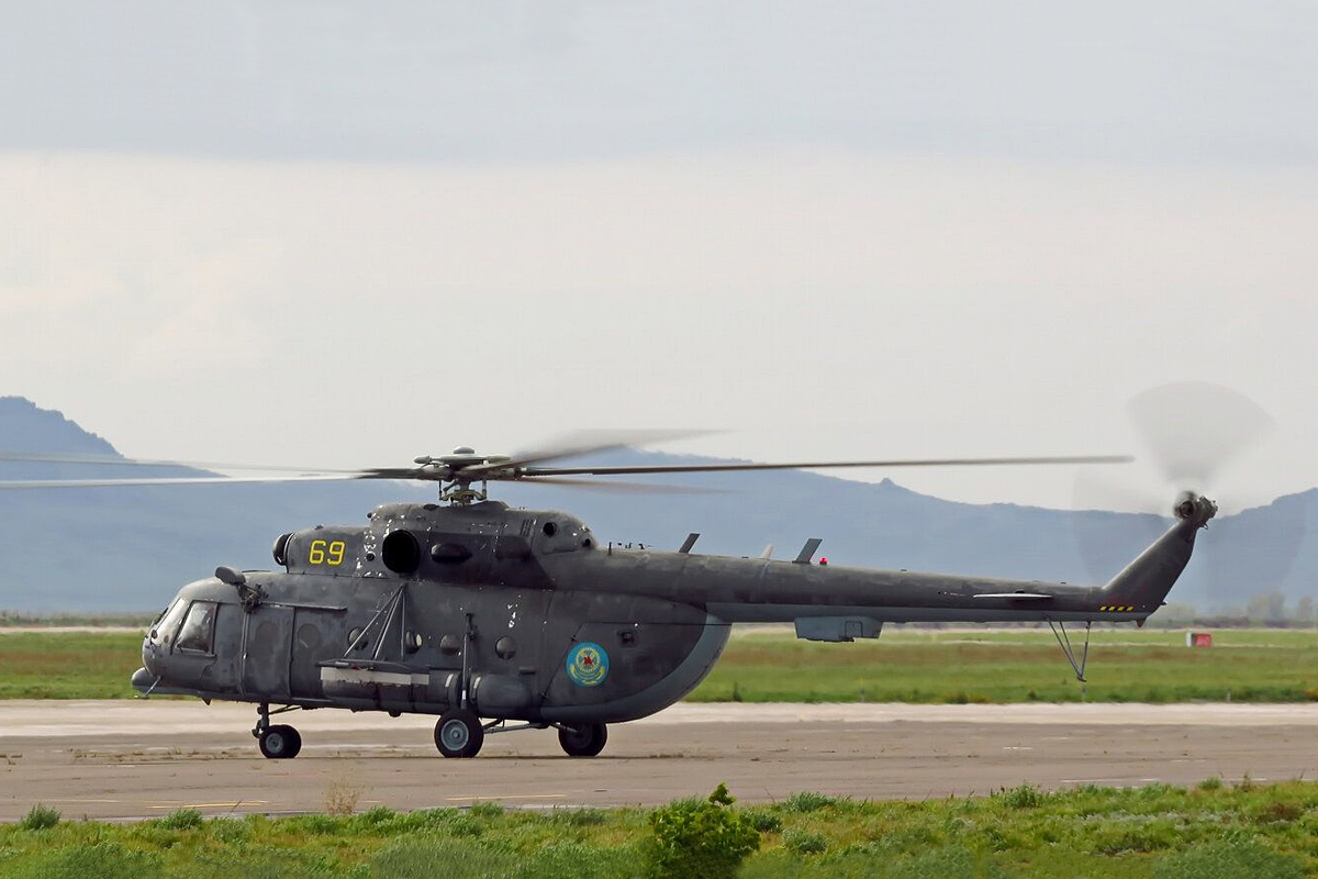Mi-8MTV-2   69 yellow
