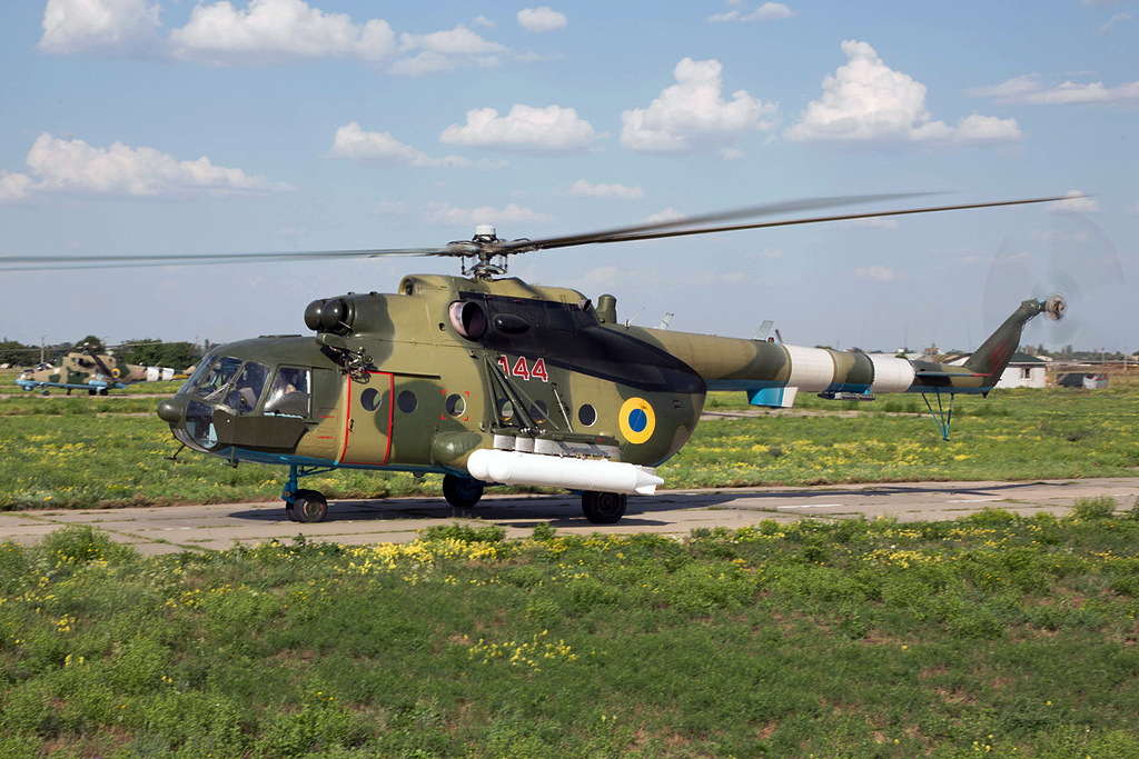 Mi-8MT   144 red