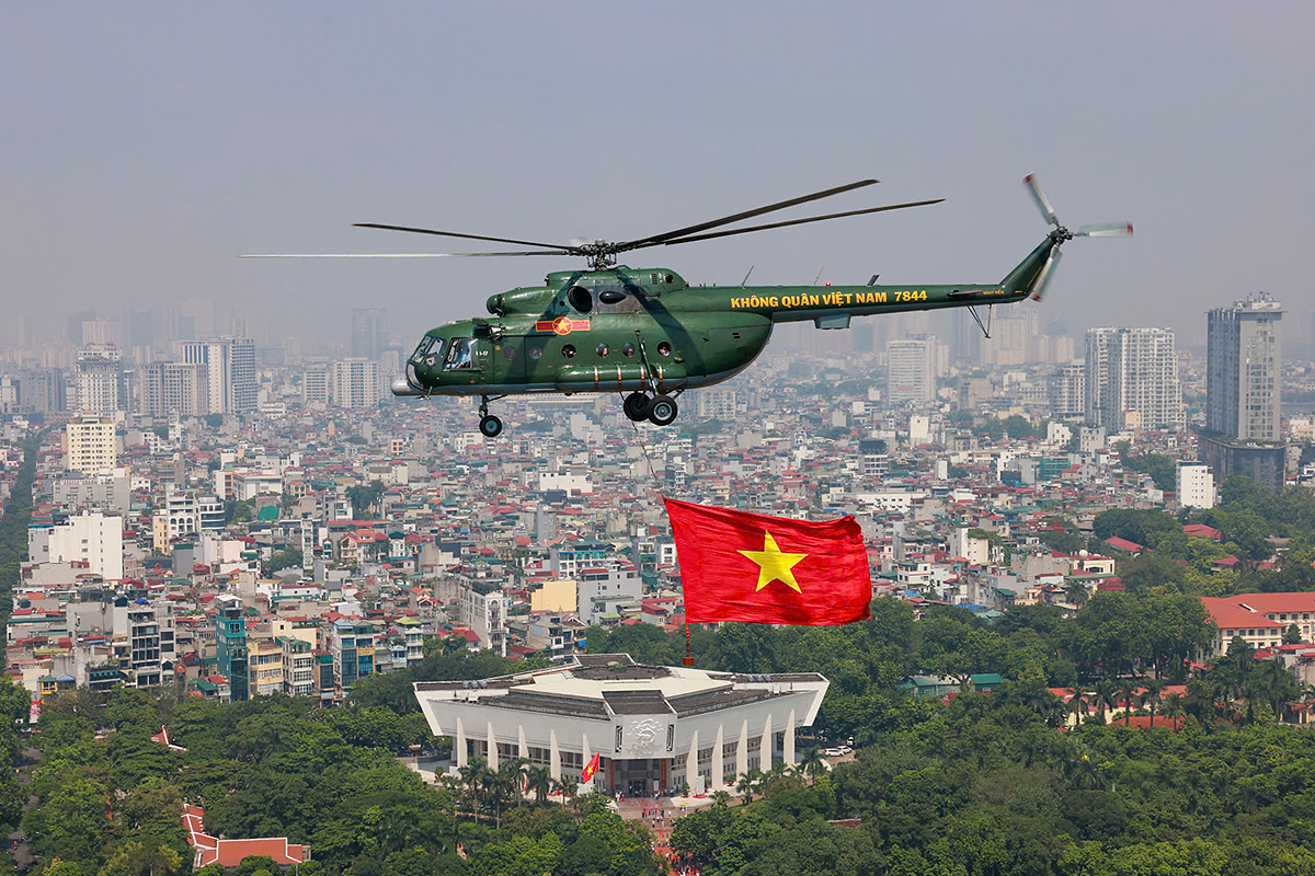 Mi-17   7844