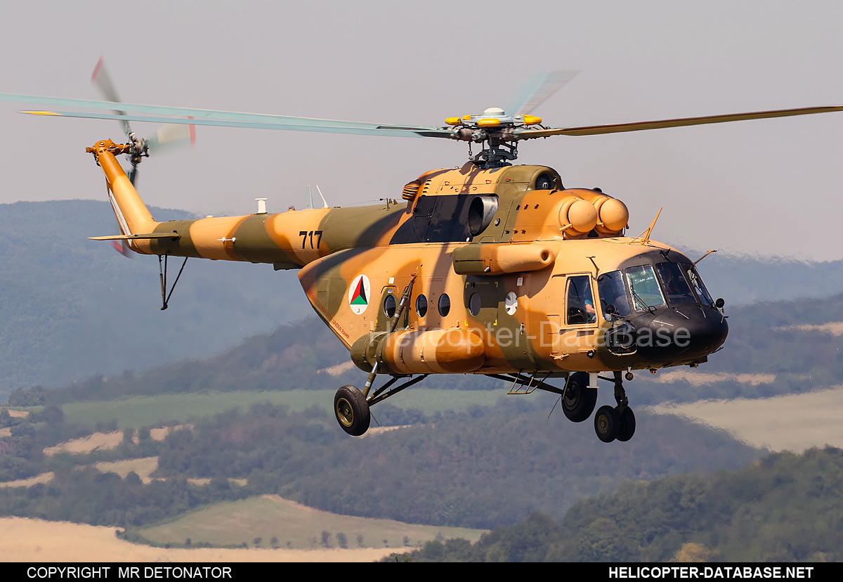 Mi-17V-5   717