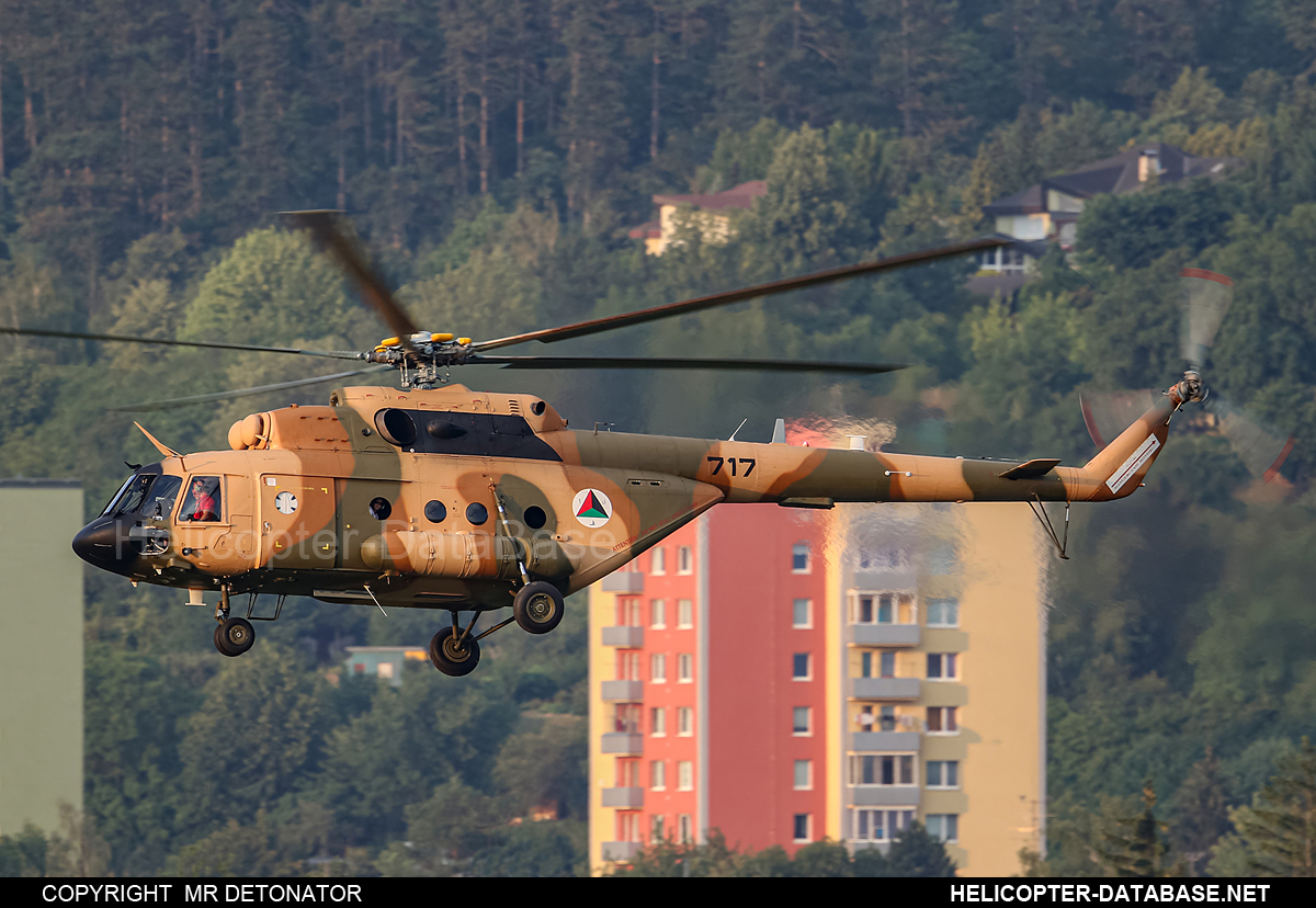 Mi-17V-5   717