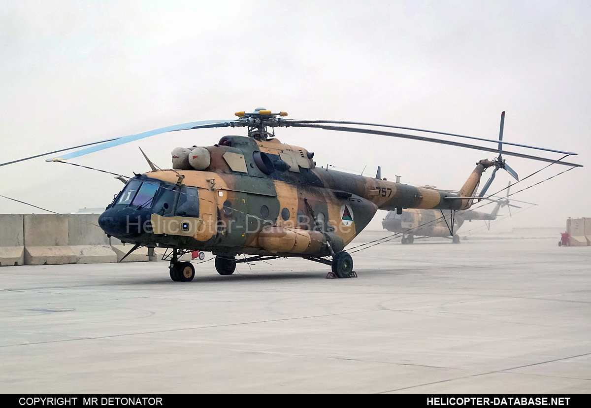 Mi-17V-5   757