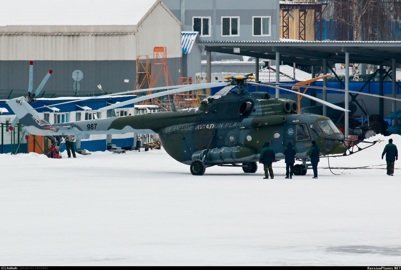 Mi-171LL   987 black