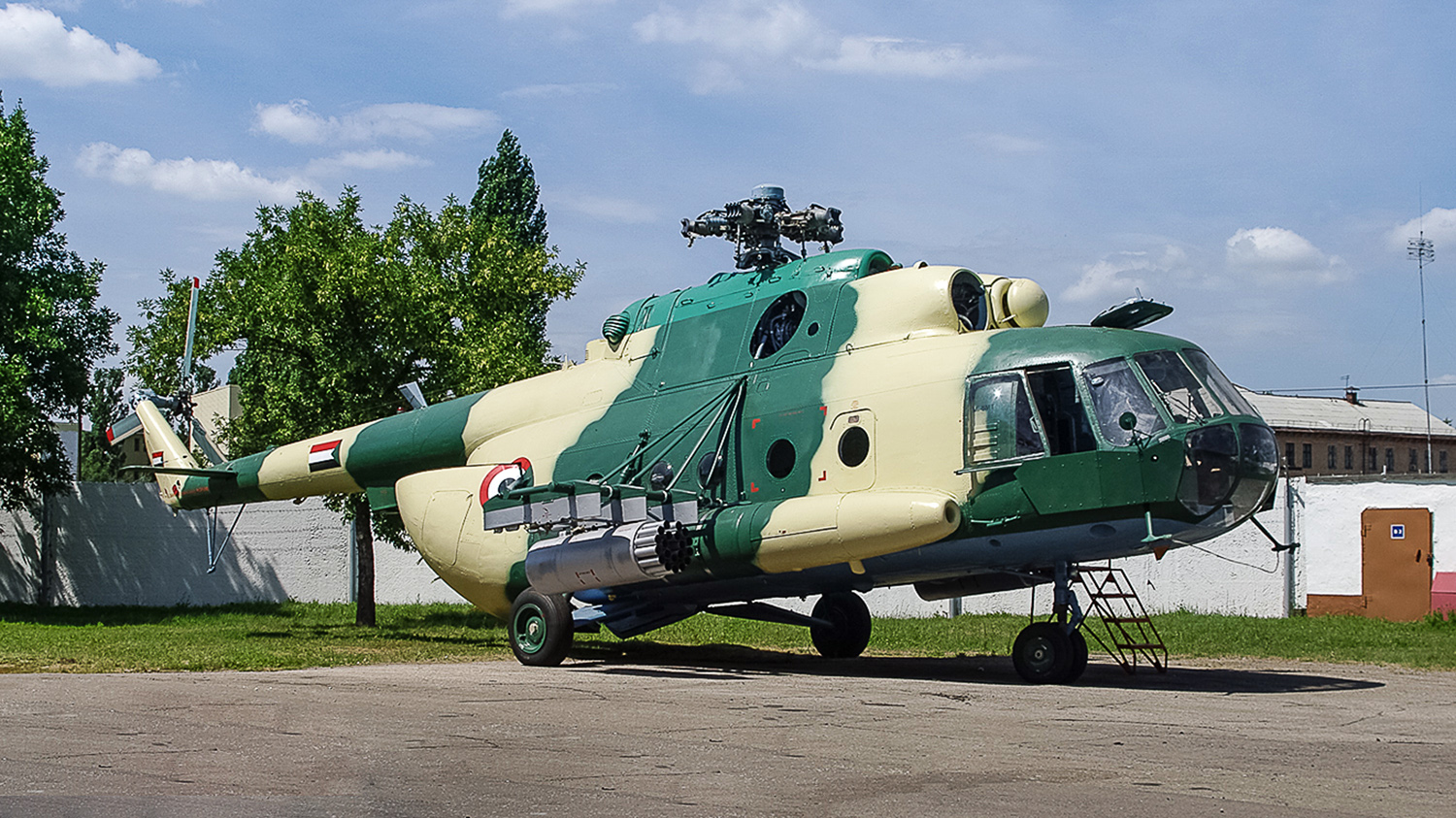 Mi-8MT   