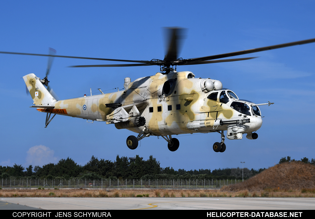 Mi-35P   817