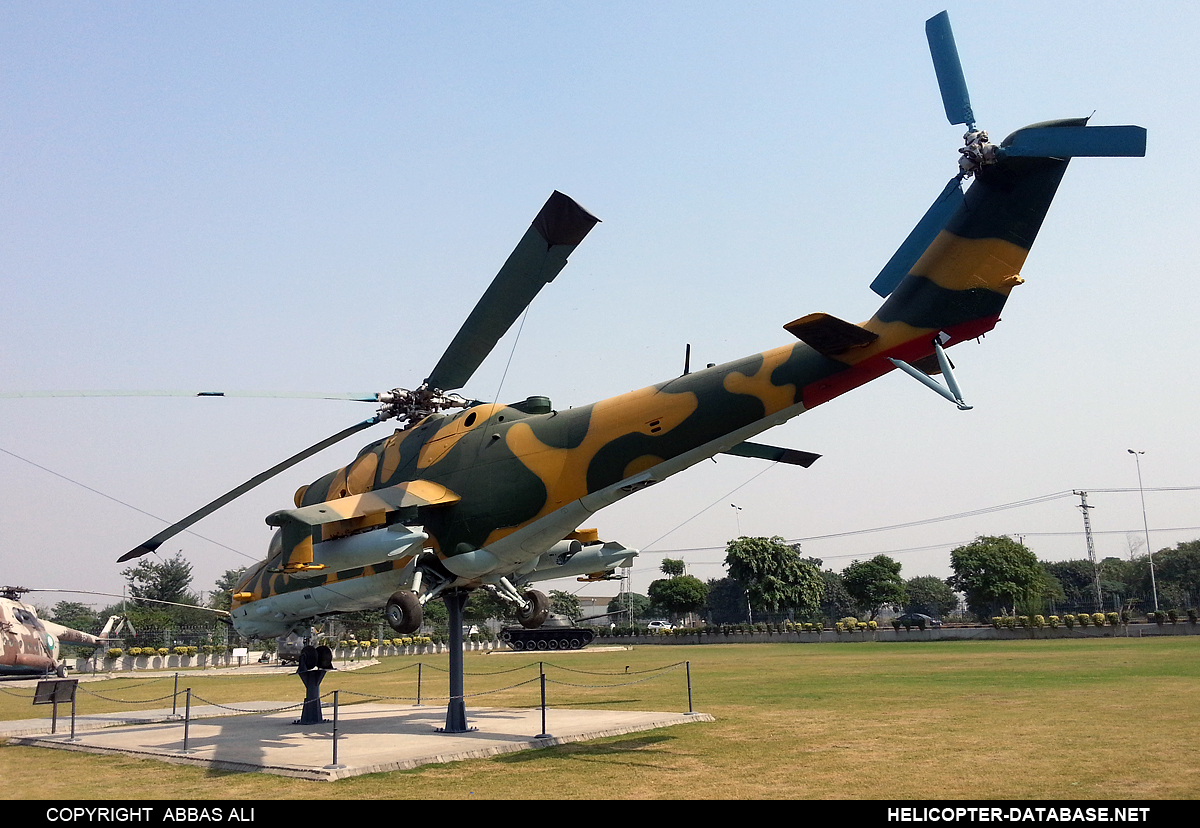 Mi-35   (no registration)