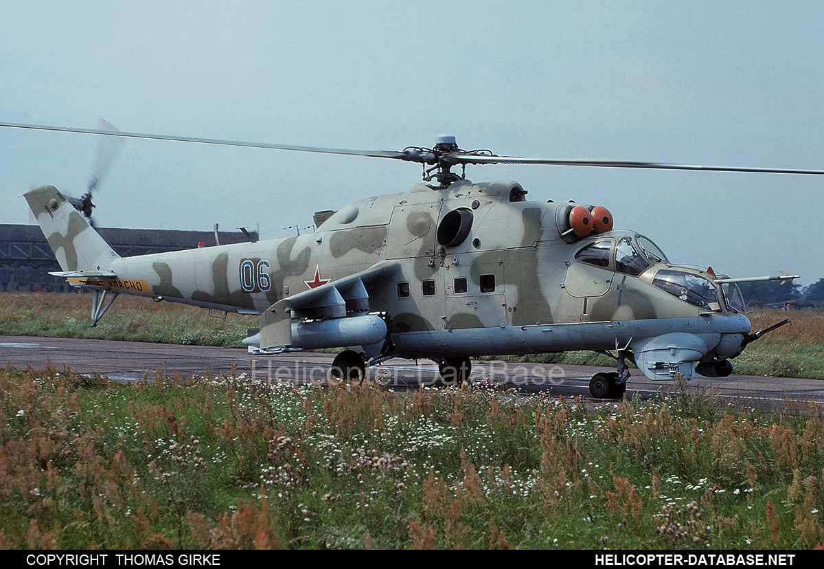 Mi-24V   06 blue