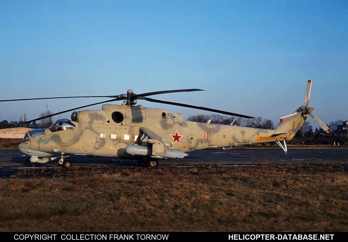 Mi-24P   10 red