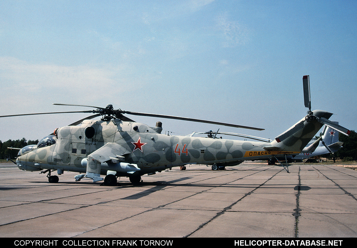 Mi-24R   44 orange