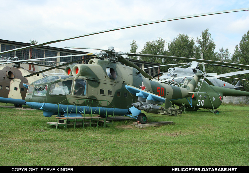 Mi-24A   50 red