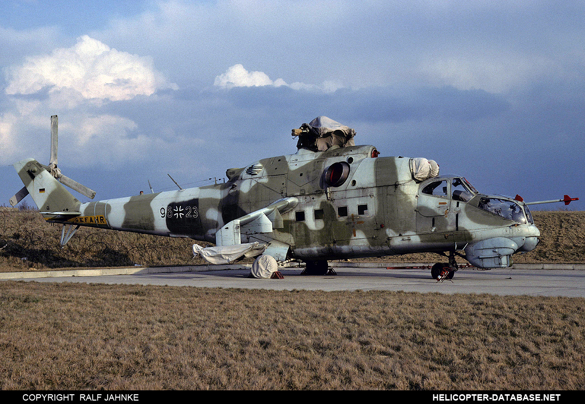 Mi-24D   96+23