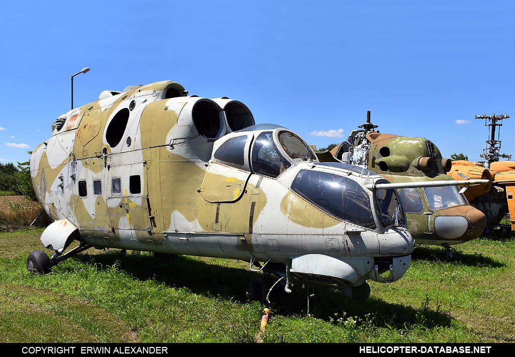 Mi-24D   (no registration)