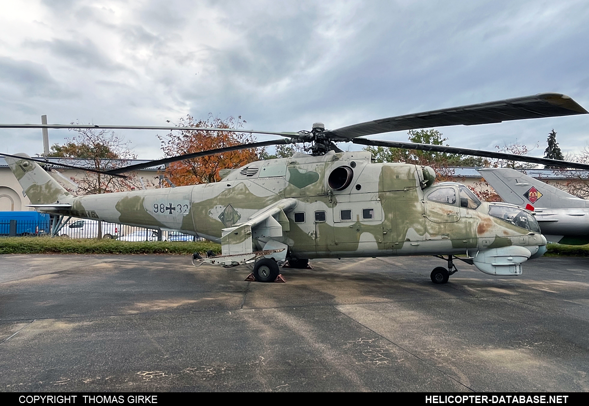 Mi-24D 98+32