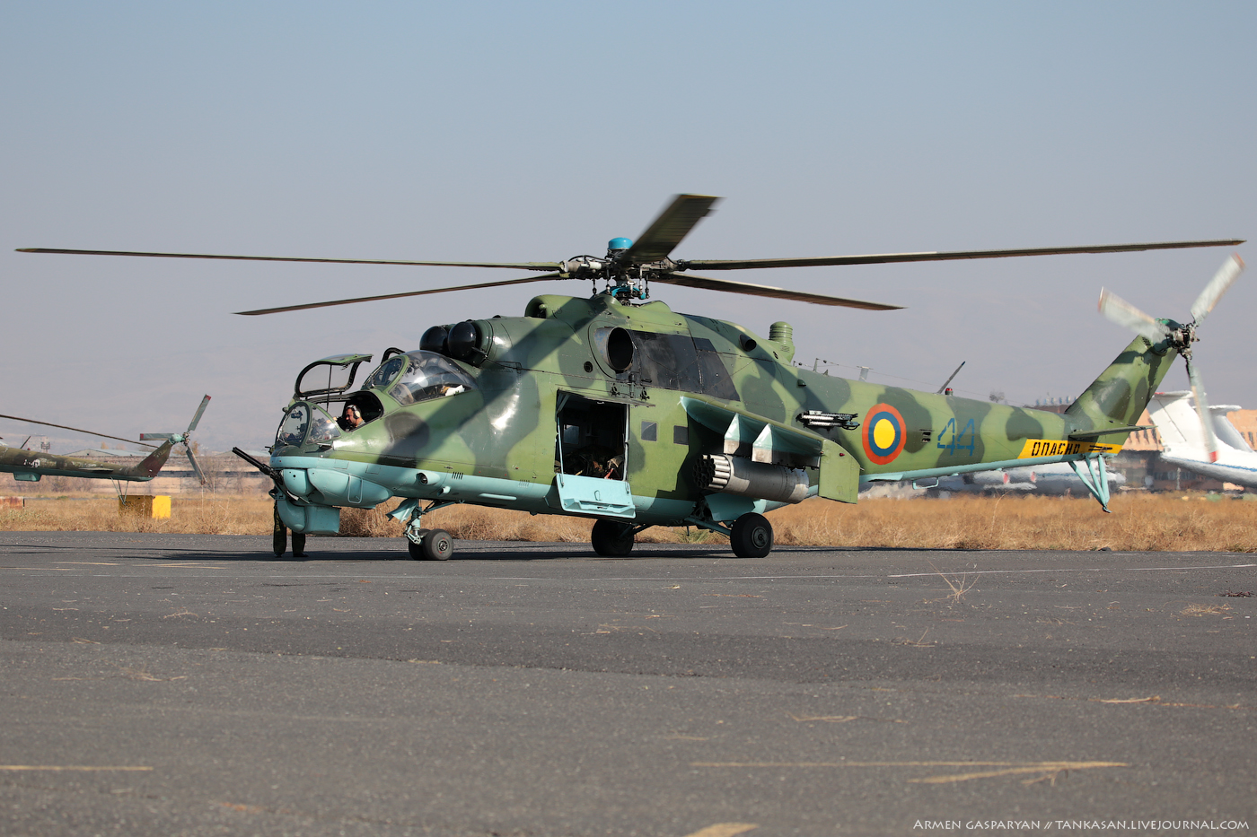 Mi-24K   44 blue