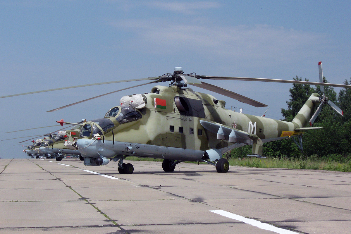 Mi-24P   01 white