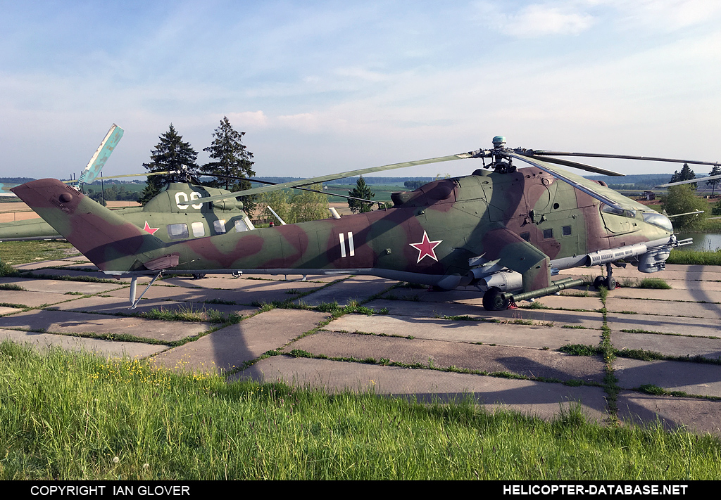 Mi-24P   11 white