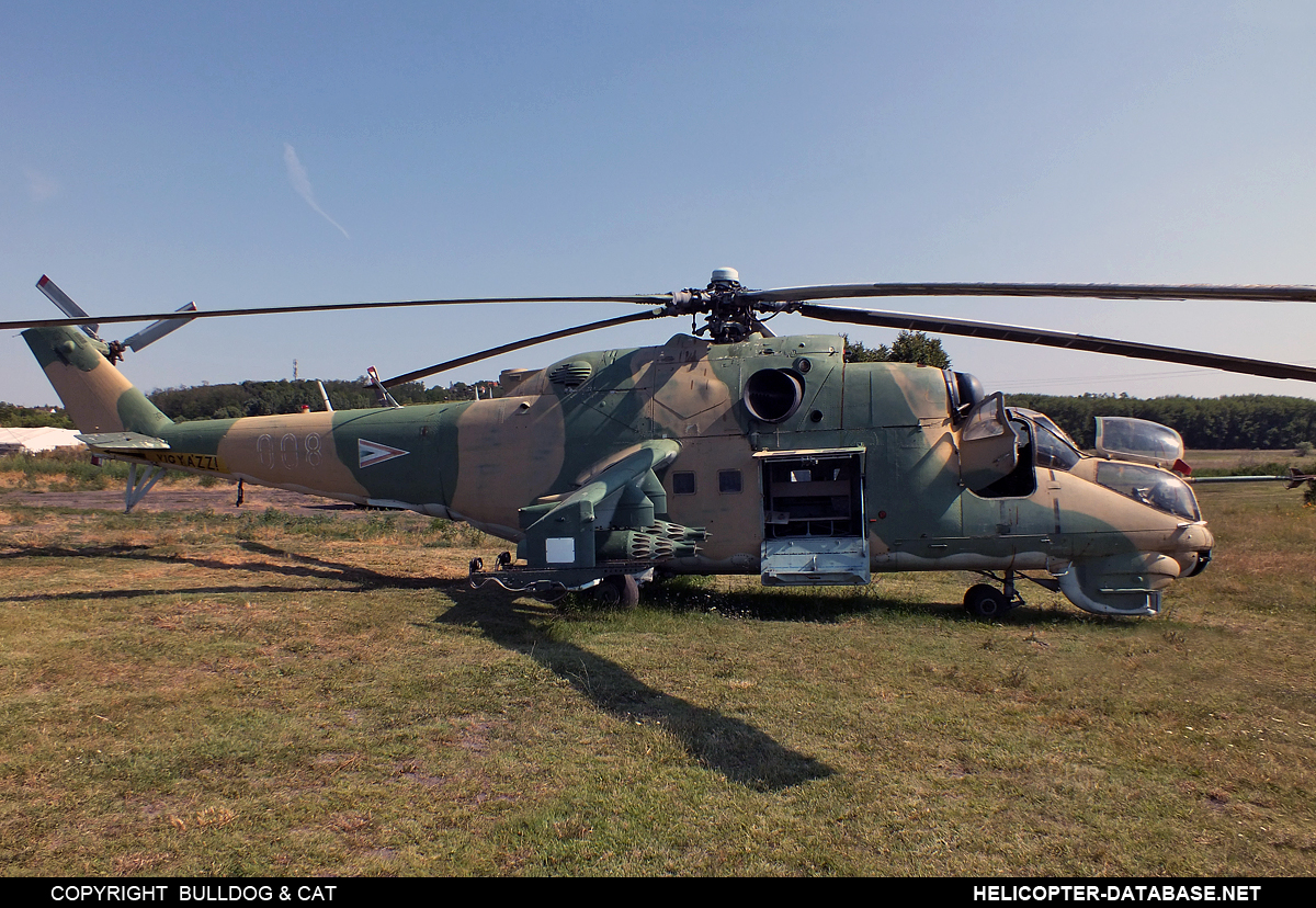 Mi-24D   008