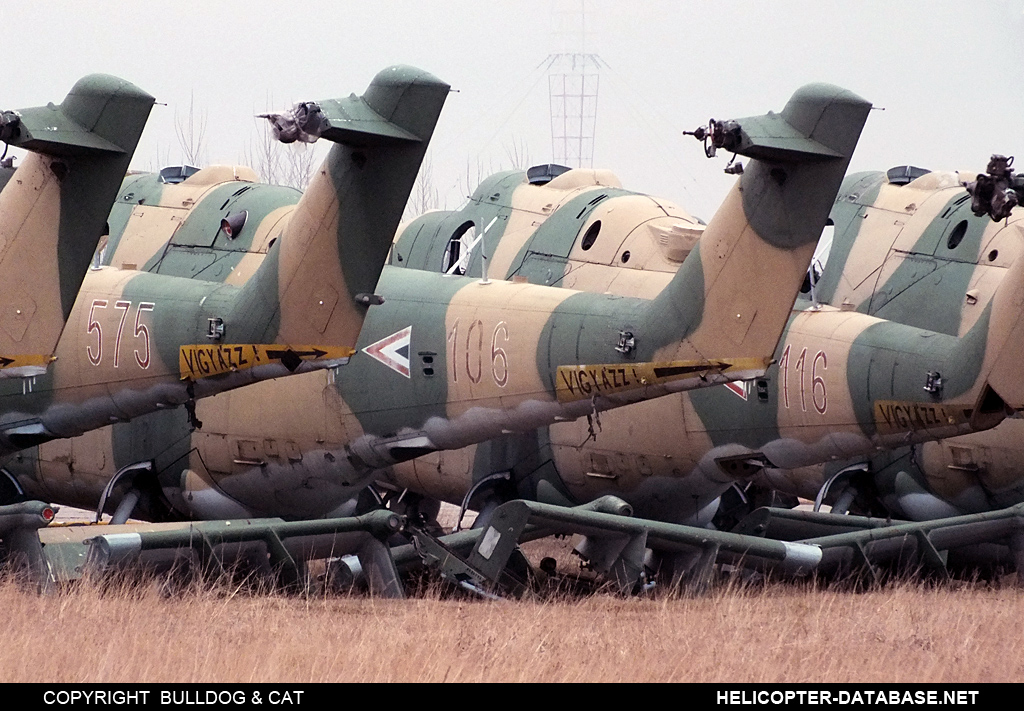 Mi-24D   106