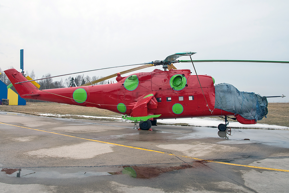 Mi-24D   (no registration)