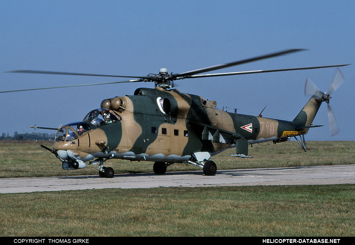 Mi-24V   718