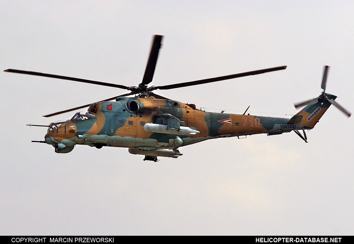 Mi-24V   718
