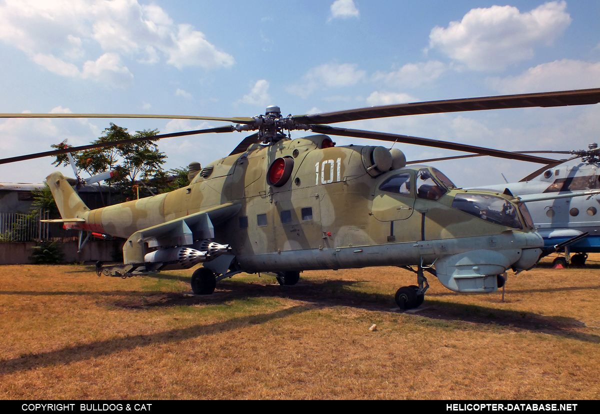 Mi-24D   101