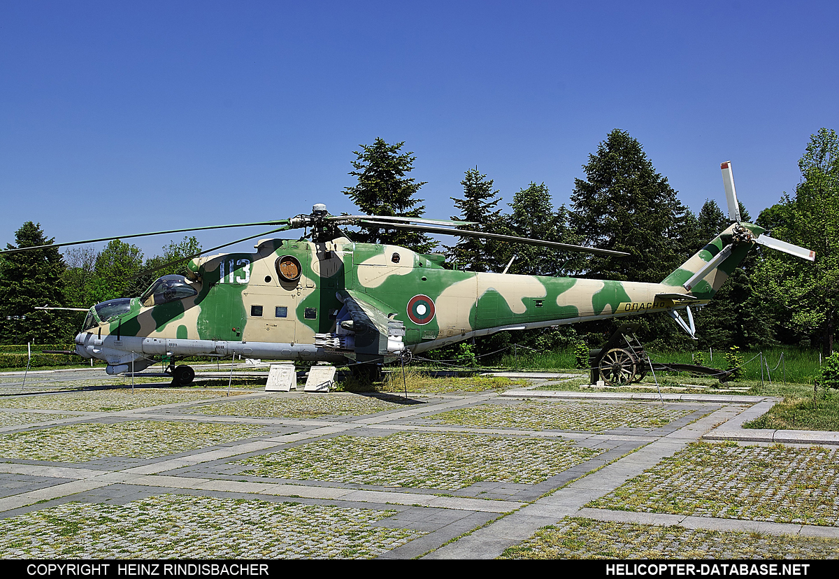 Mi-24D   113