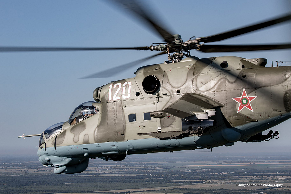 Mi-24D   N120NX