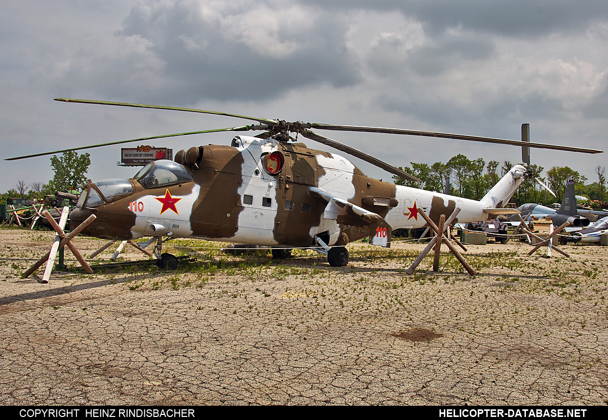 Mi-24D   110 red