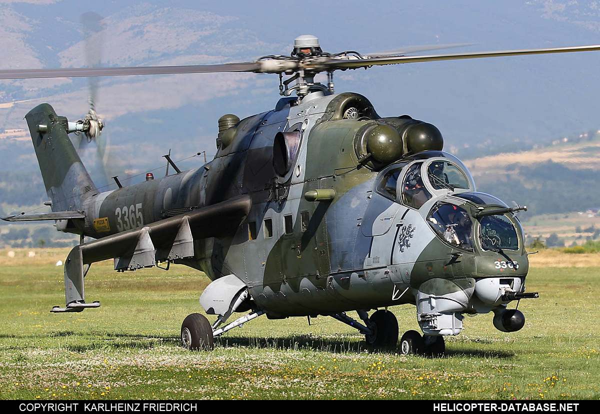 Mi-35   3365