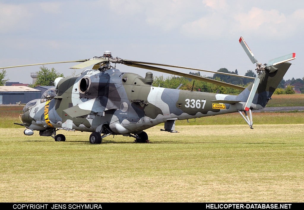 Mi-35   3367