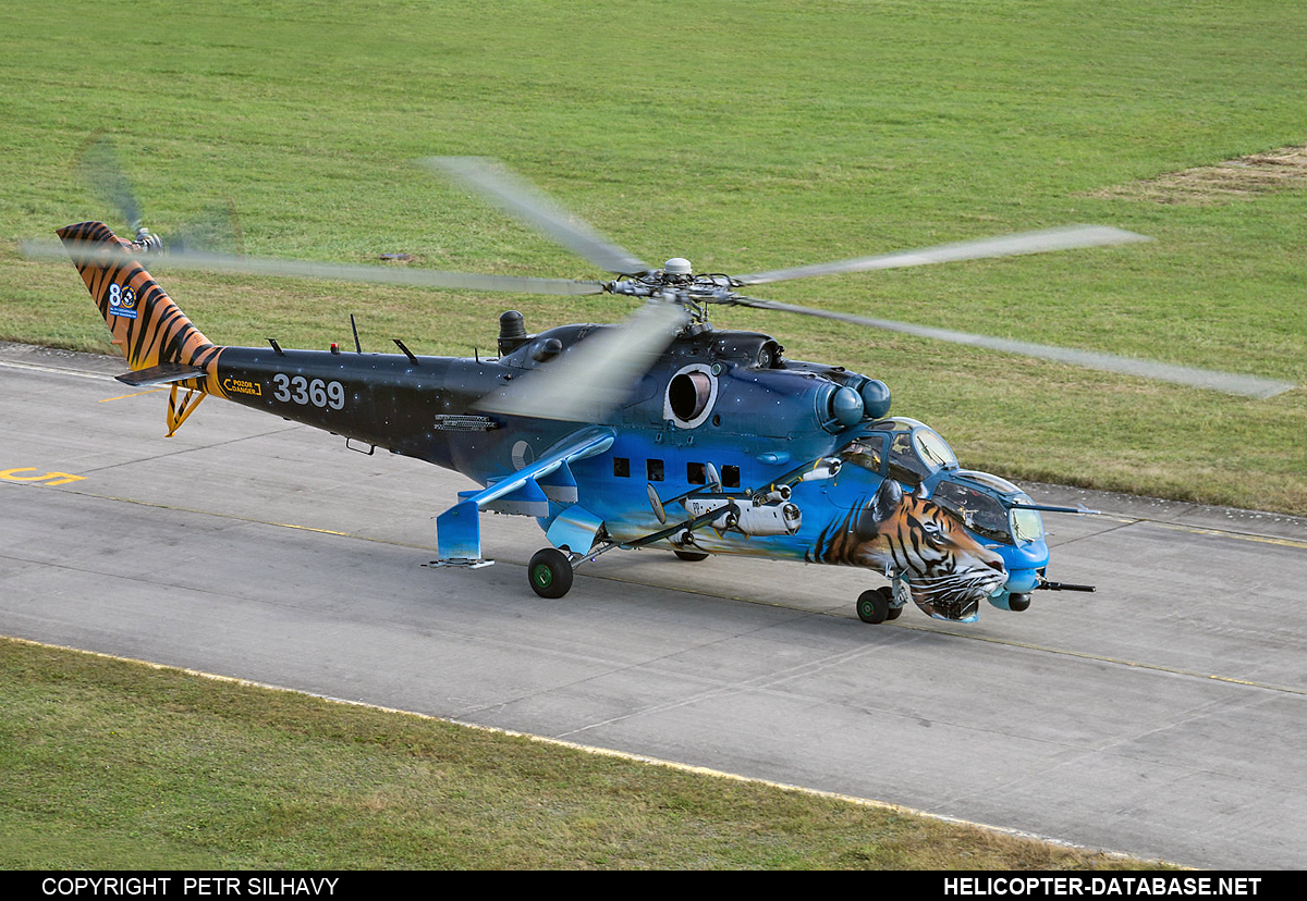 Mi-35   3369