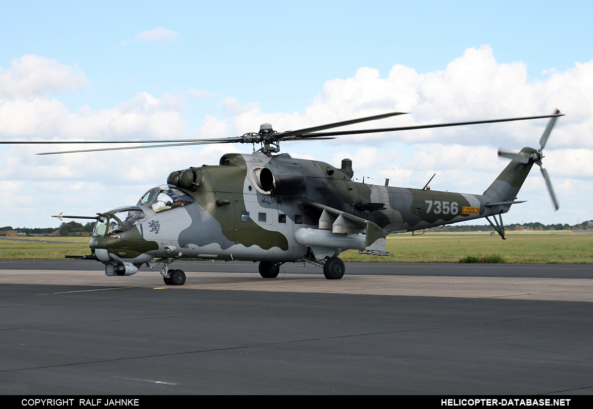 Mi-35   7356