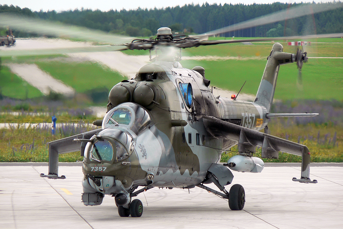 Mi-35 (PL-20 gun pod)   7357