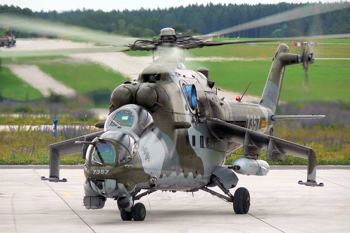 Mi-35 (PL-20 gun pod)   7357