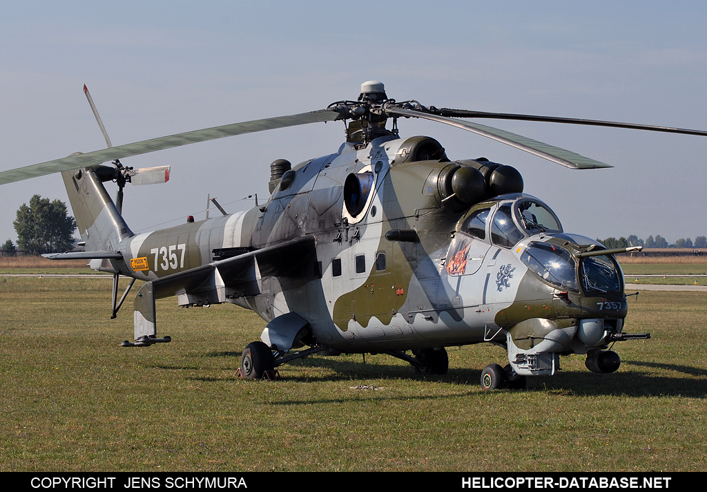 Mi-35   7357