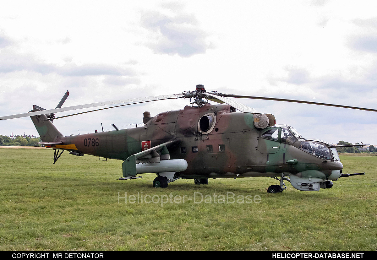 Mi-24V   0786