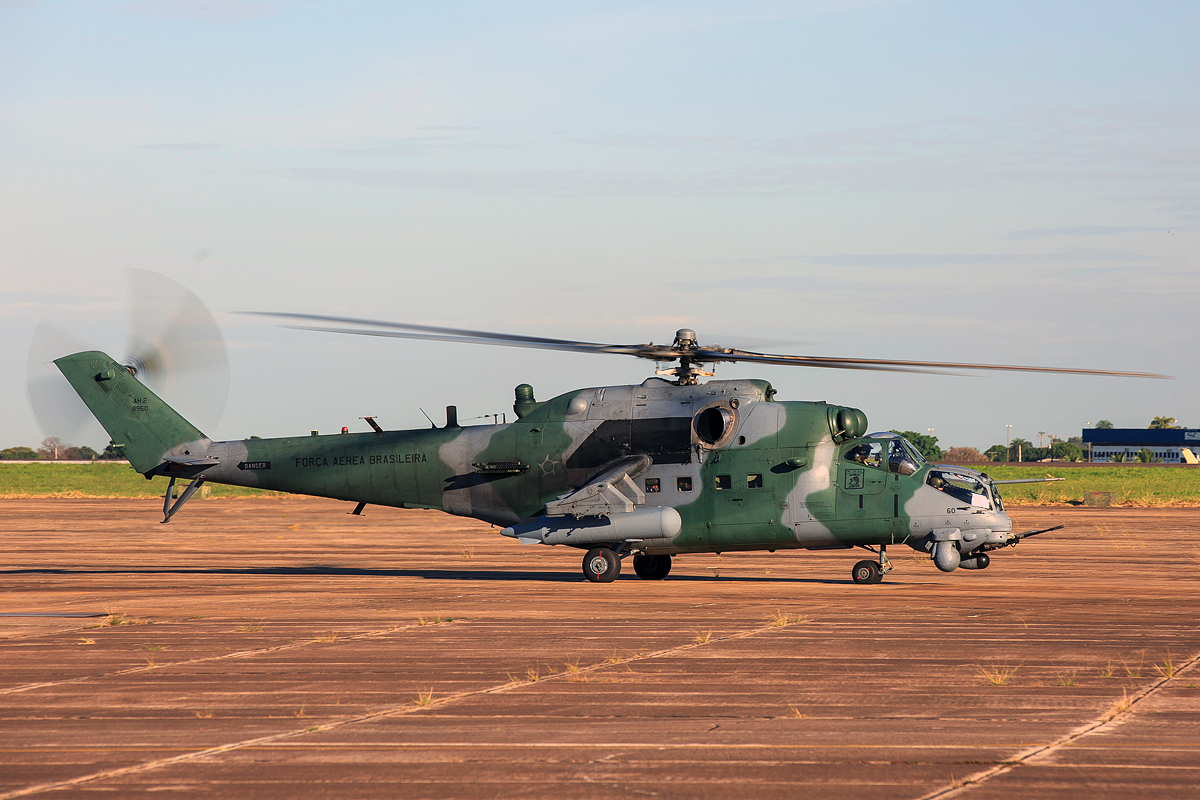 Mi-35M (AH-2 Sabre)   8960