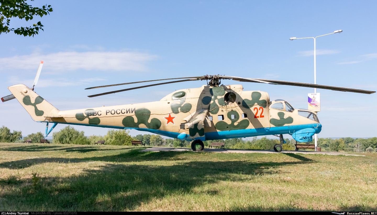 Mi-24V   22 red