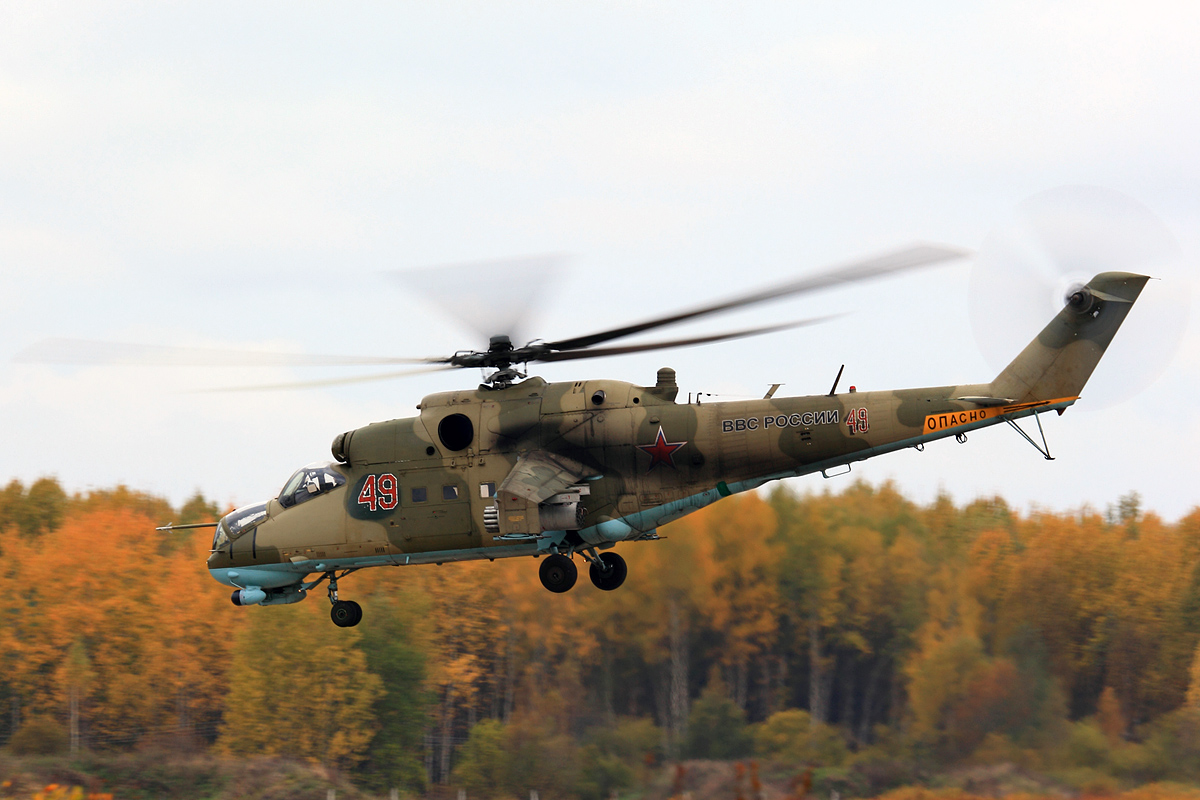 Mi-24P   49 red