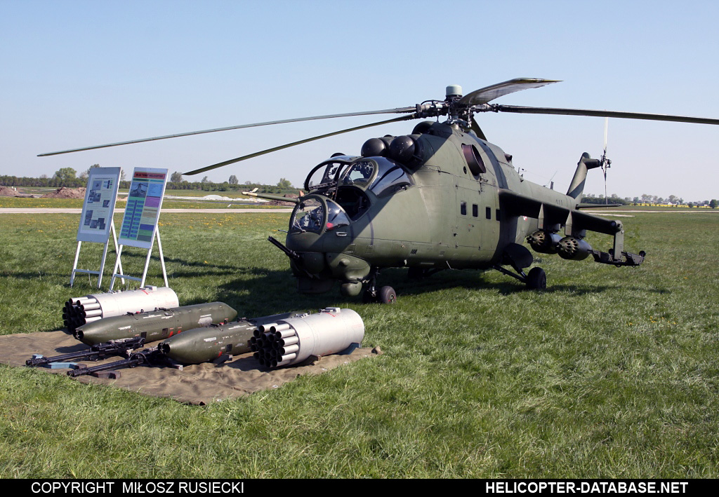 Mi-24D (upgrade by WZL-1)   211