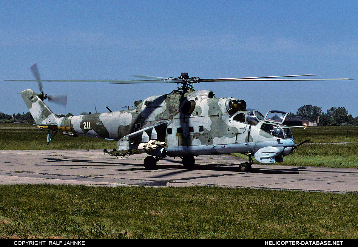 Mi-24D   211