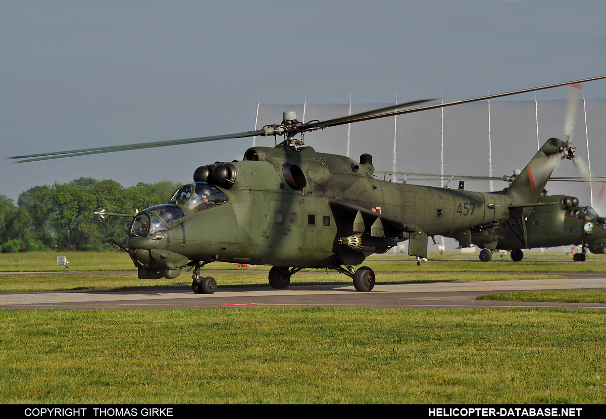 Mi-24D (upgrade by WZL-1)   457