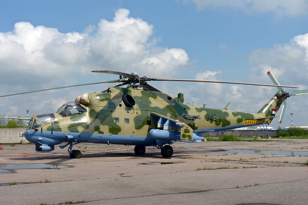 Mi-24P   949