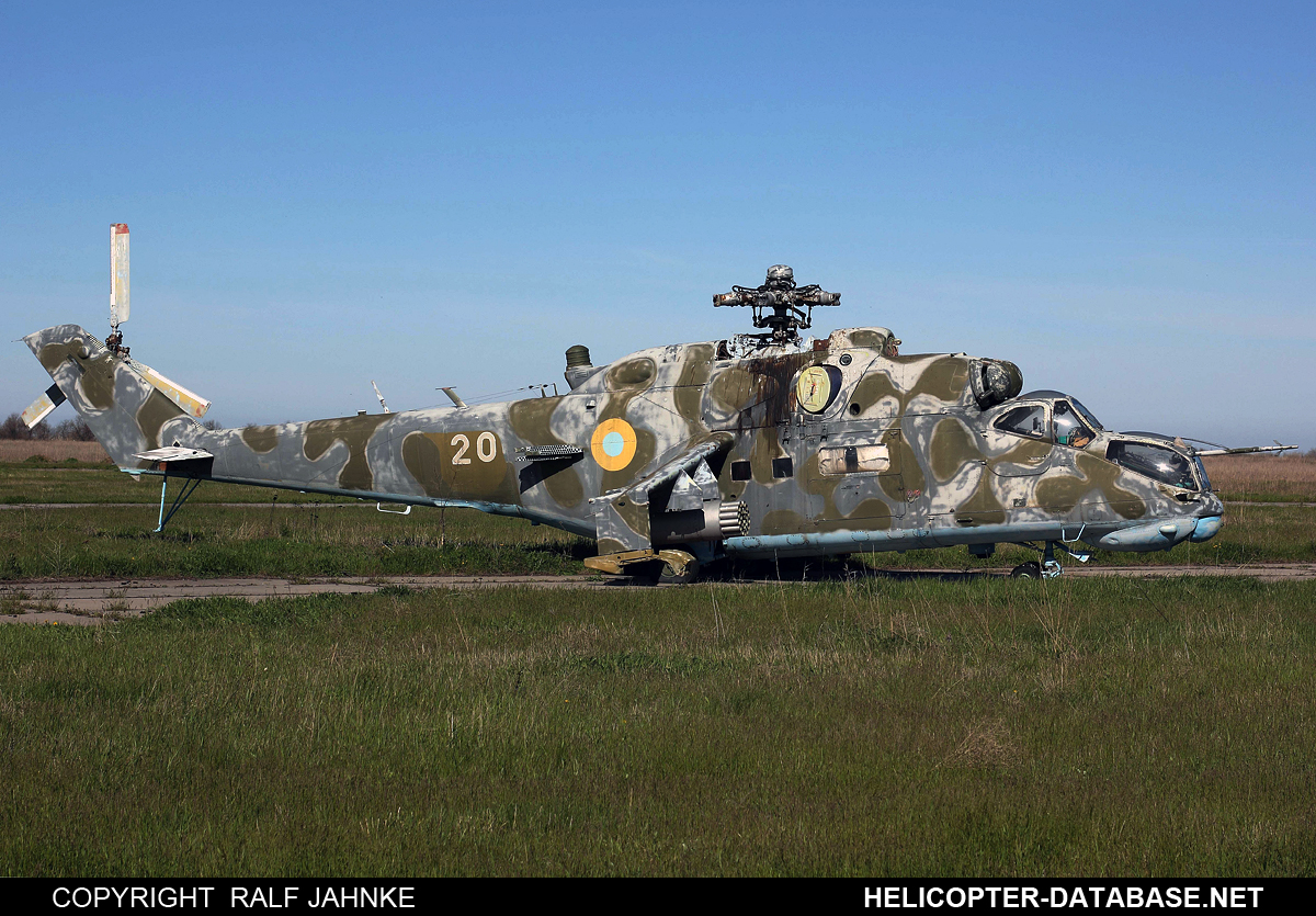 Mi-24R   20 red