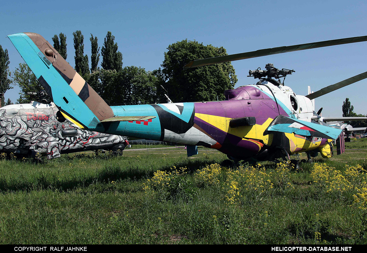 Mi-24V   (no registration)